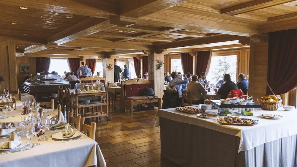 Aux Ducs De Savoie Ξενοδοχείο Combloux Εξωτερικό φωτογραφία